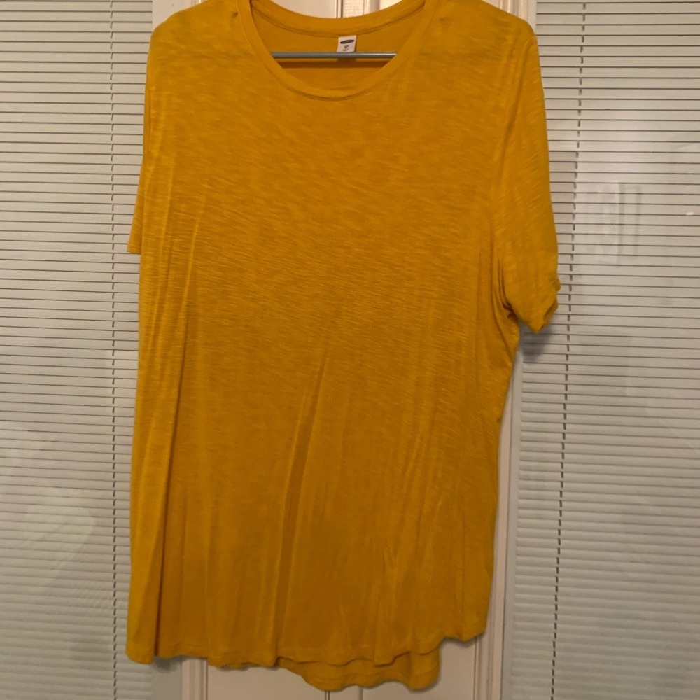 Women’s yellow shirt